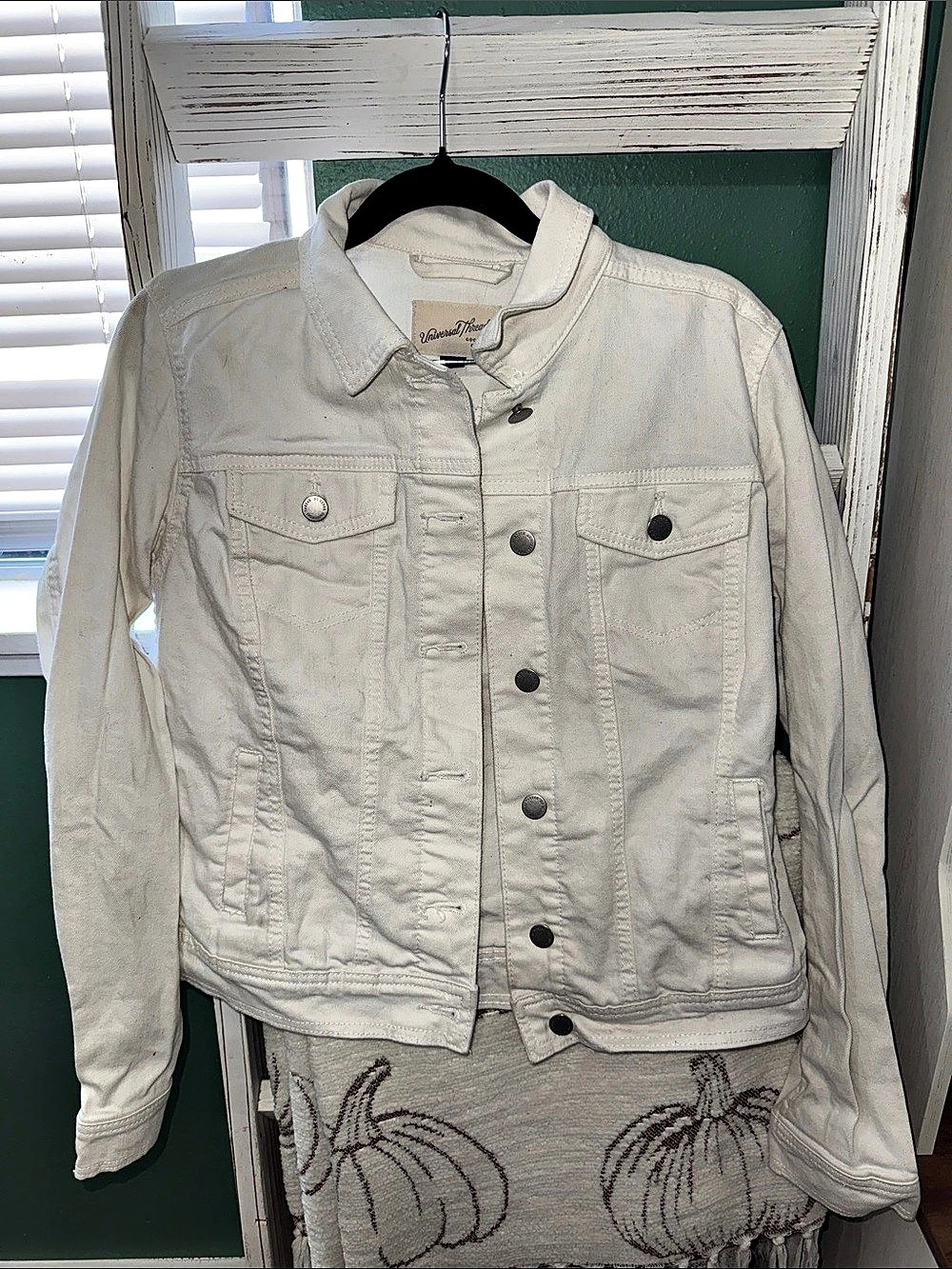 Universal Thread Classic White Denim Jacket